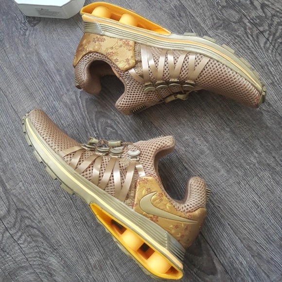 NEW Nike Shox Gravity - Picture 6 of 7